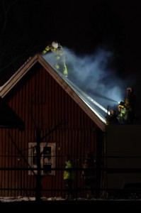 Brand i ladugård södra Bostorp