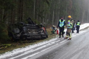 bil voltat söder om Strömsberg