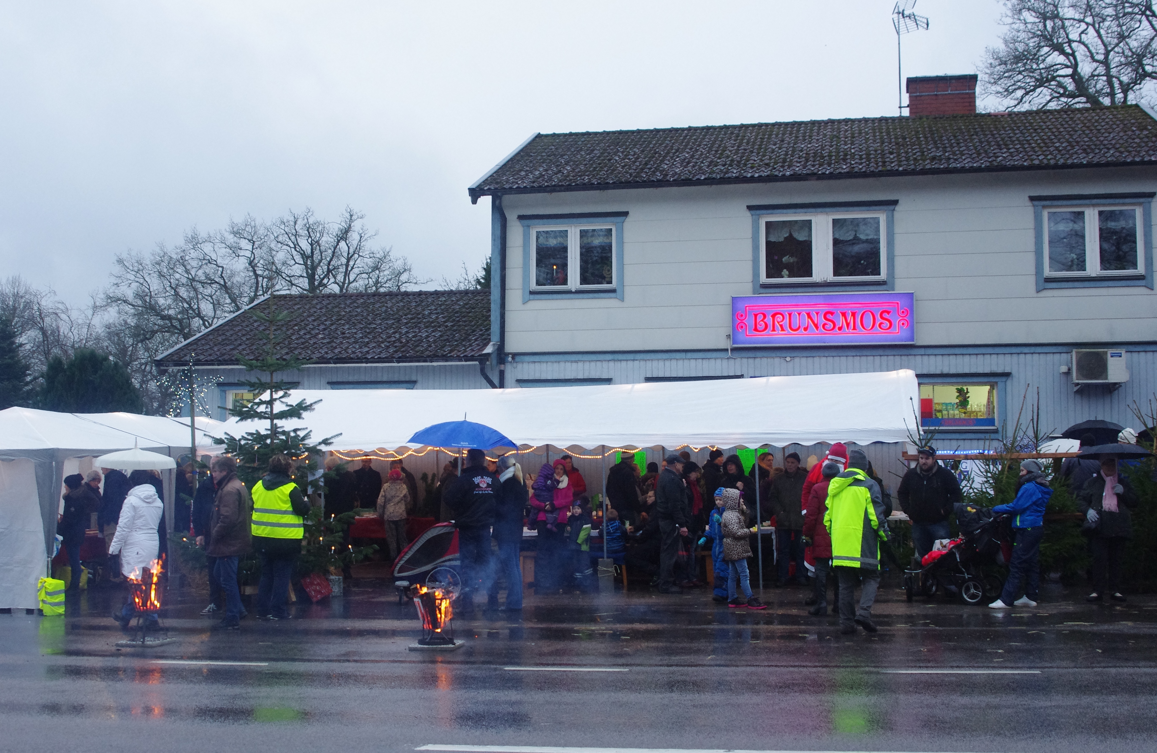 Julmarknad och Bockinvigning – Linslusfoto – Blekinges mest lokala