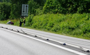 Trafikolycka E22 väster om Nättraby