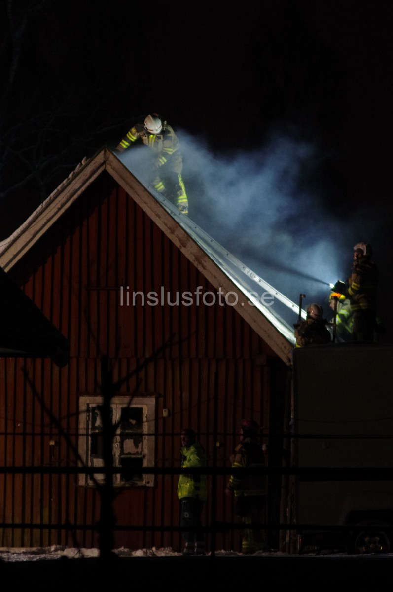 Brand i ladugård södra Bostorp