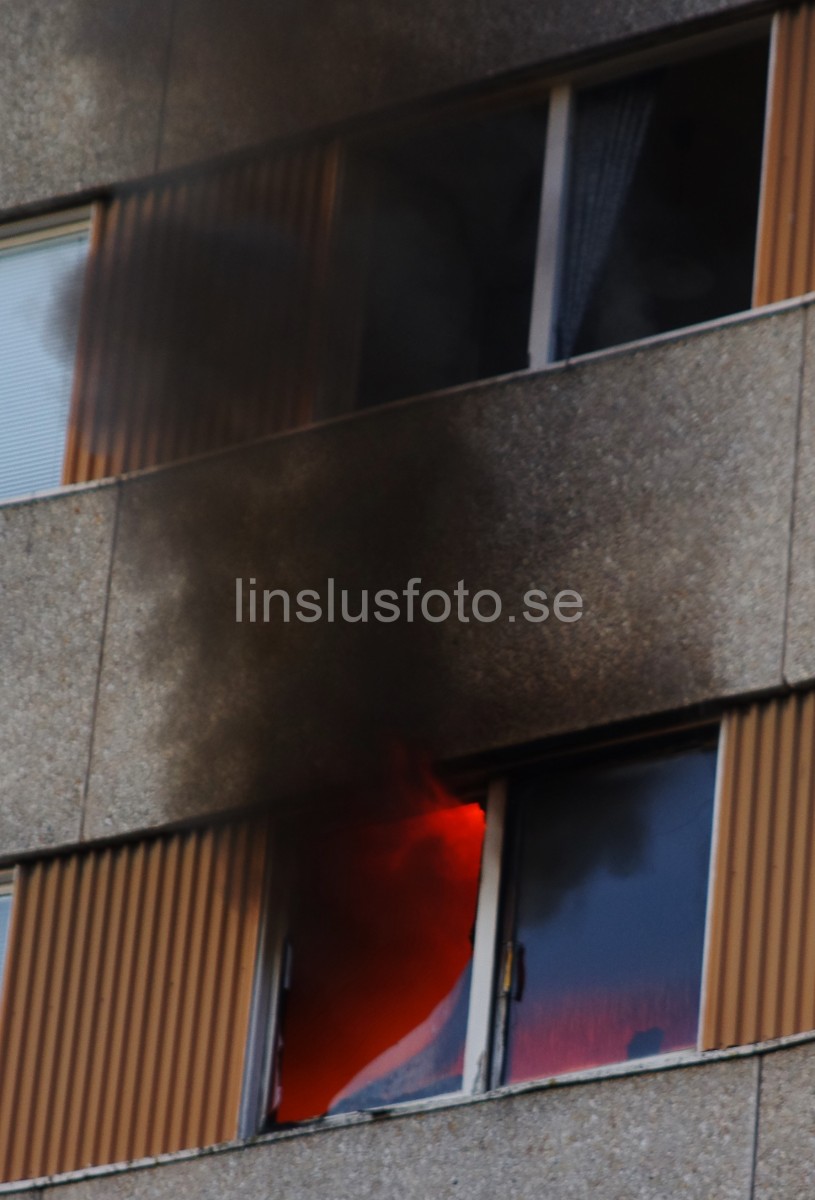 Lägenhetsbrand Kungsmarken