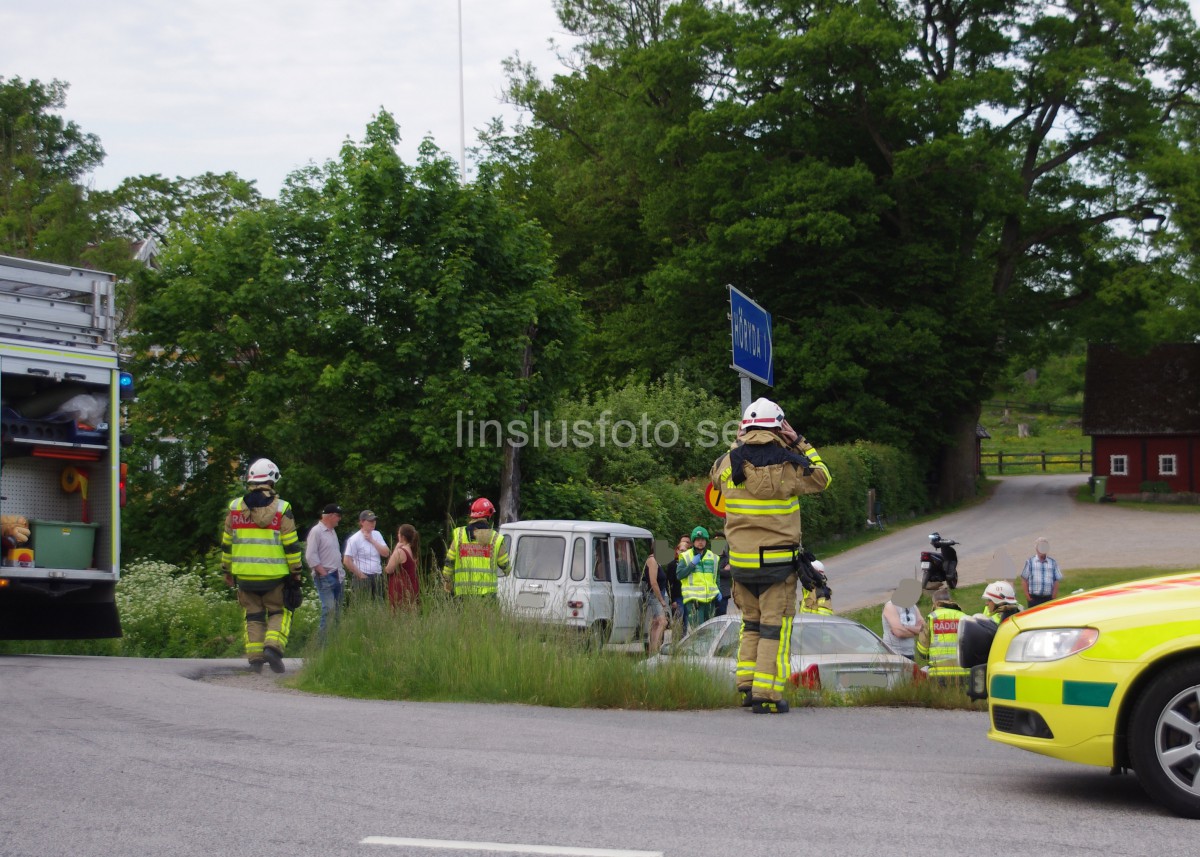 Olycka flera fordon Höryda